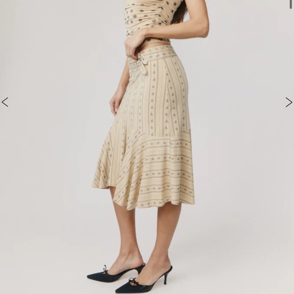 With Jean Beige Floral A-Line Midi Skirt - Picture 8 of 10